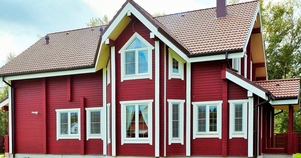 Покраска деревянного дома снаружи