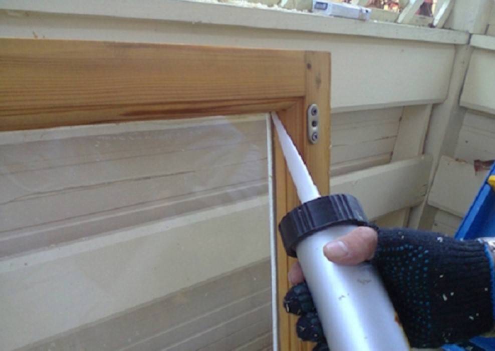 Чем на зиму заклеить окна в домашних условиях, чтобы не дуло: 15 лучших способов