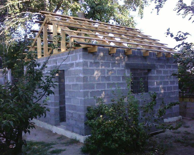 Как построить баню из керамзитоблоков своими руками