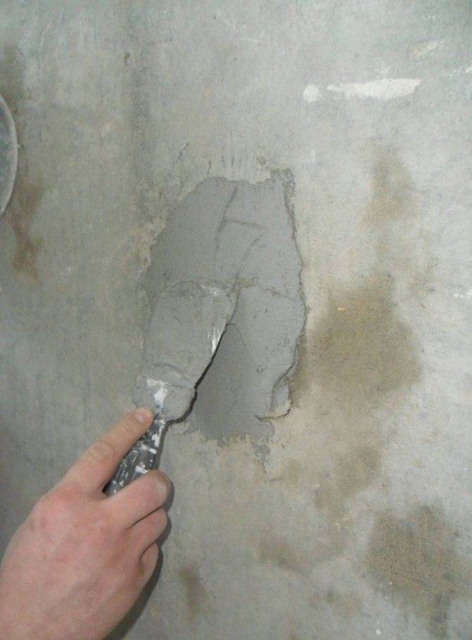 Нужно ли убирать старую шпаклевку перед ремонтом, как снять? способы очистки