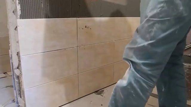 Как поклеить потолочную плитку на гипсокартон в зале