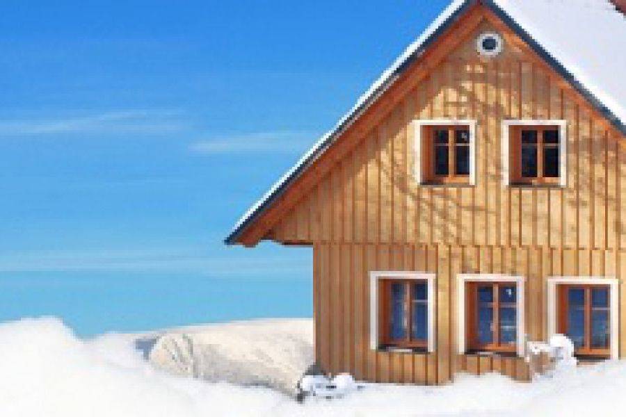 Особенности строительства зимнего дома из бруса для постоянного проживания