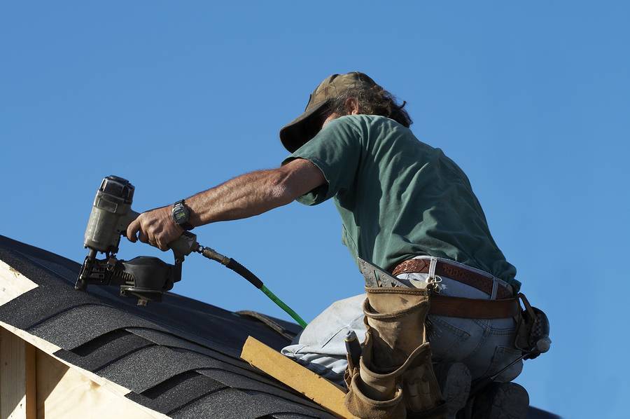 Как сделать ремонт крыши дачного дома