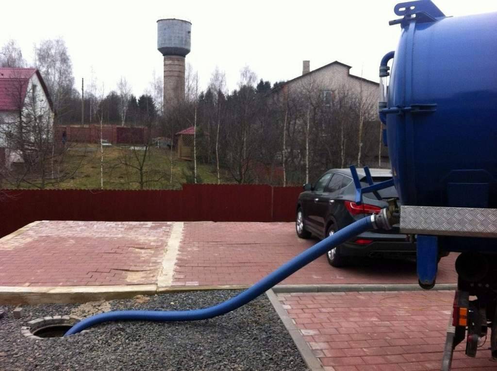 Способы избавления от ила в выгребной яме