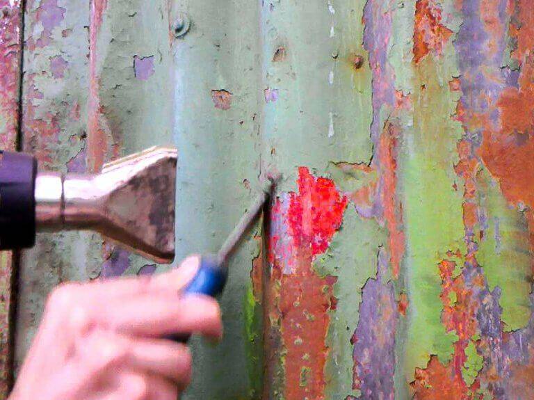 Как снять старую краску с металла: самые эффективные способы быстро удалить покрытие