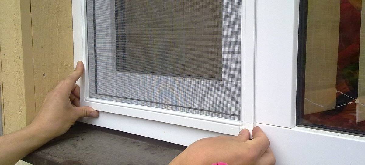 Как снять сетку на плунжерах с пластикового окна? москитная сетка на пластиковые окна: как снять сетку с окна без эксцессов
