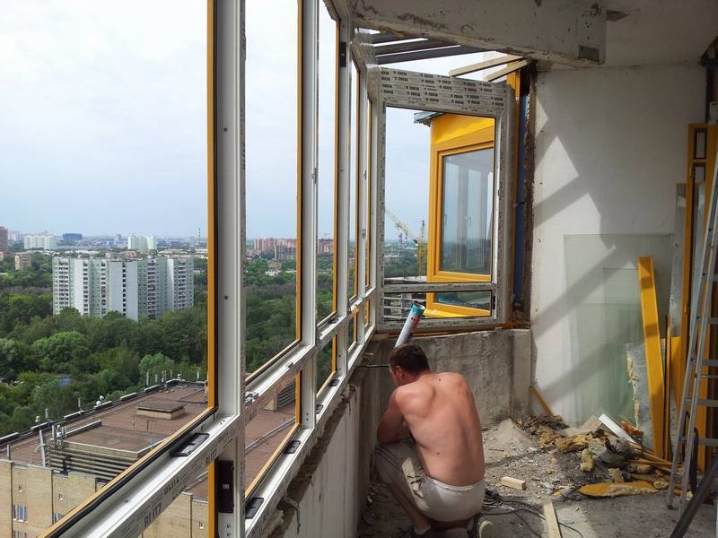 Остекление балкона пластиковыми окнами: преимущества и недостатки пвх, материалы и инструменты, подготовительные работы, монтаж рамы