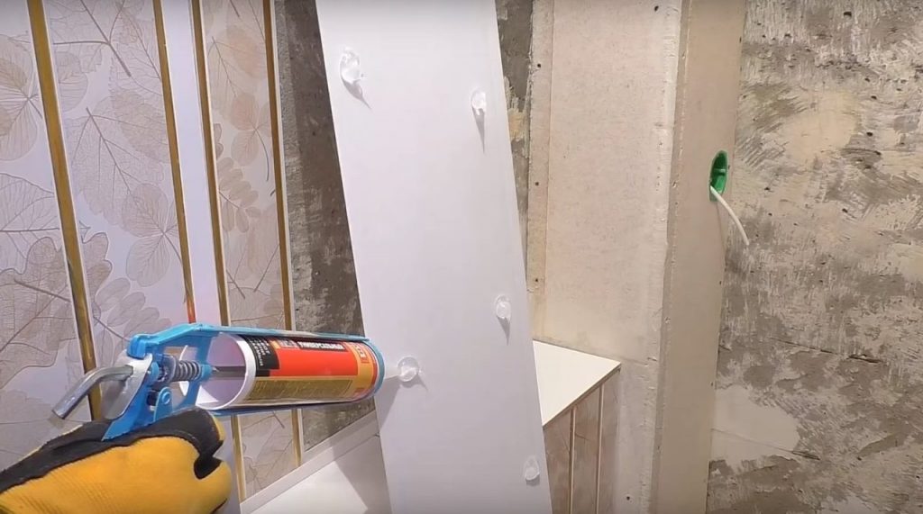 Отделка санузла пластиковыми панелями пвх [47 фото], ремонт совмещенного санузла своими руками, как обшить стены туалета пластиком, варианты дизайна