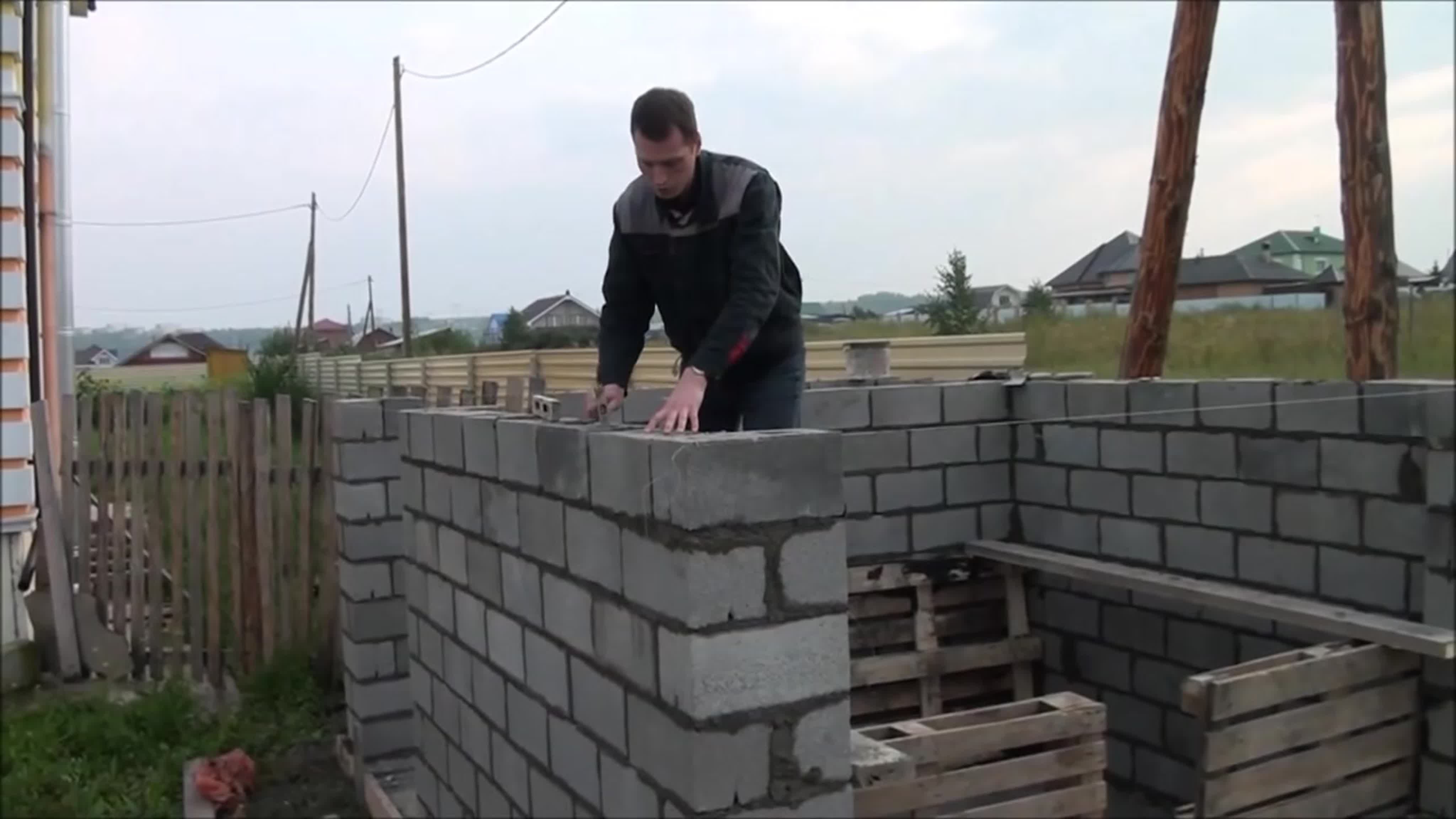 Строительство дома из шлакоблоков – строим с нуля своими руками