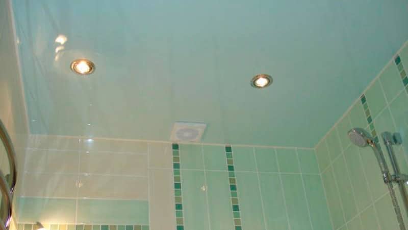 Натяжные потолки в ванной плюсы и минусы: интересные решения натяжных потолков в ванне