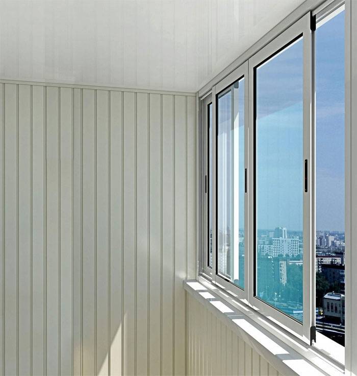 Какие окна лучше ставить на балкон - советы специалиста