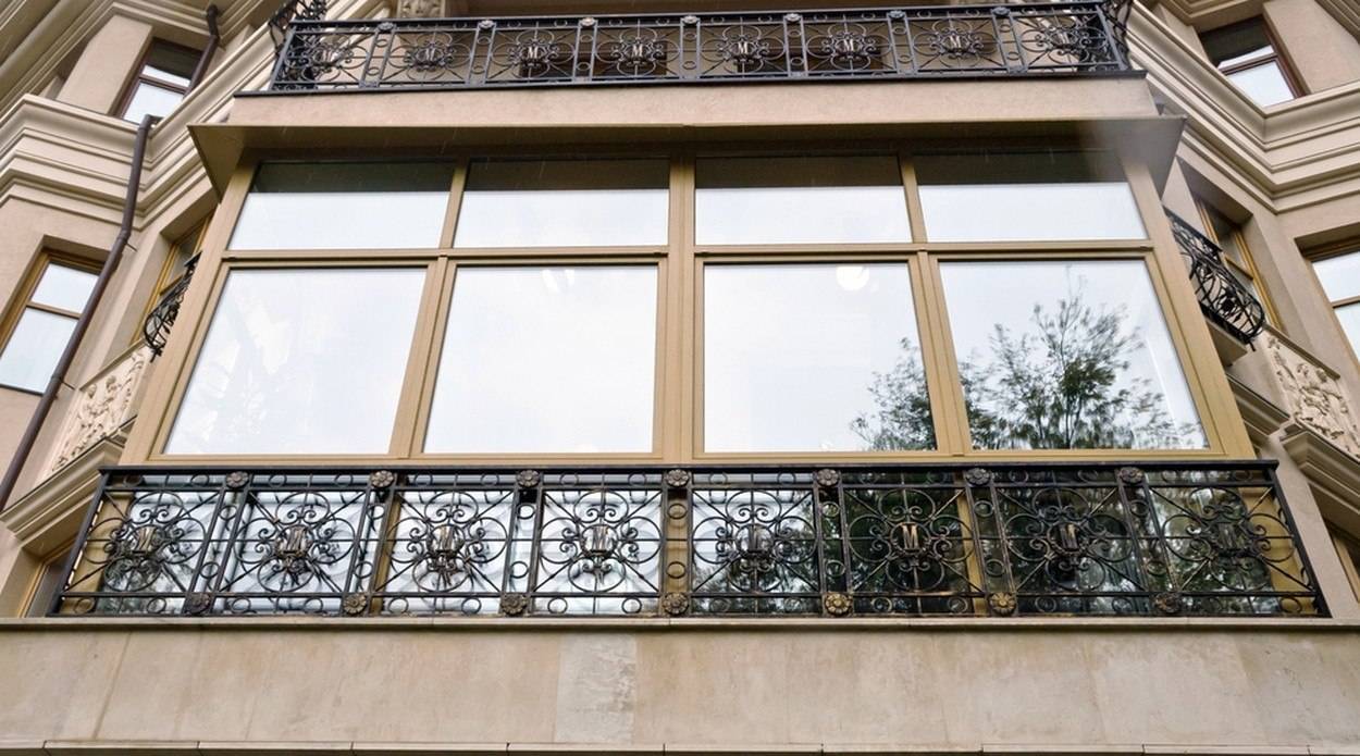 Что такое французский балкон в отеле фото