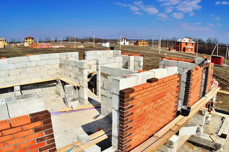 Пустотелые бетонные блоки для фундамента: стандарты и отклонения, особенности
