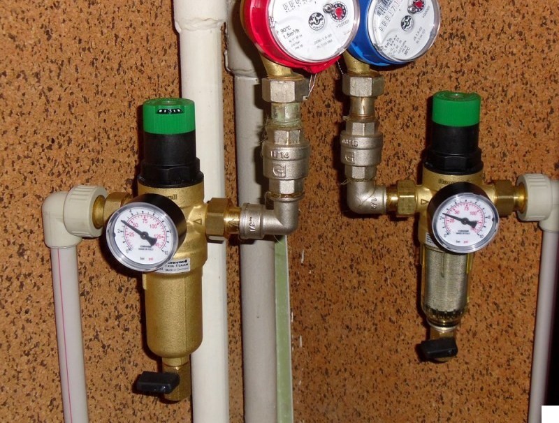 Регулятор давления воды в системе водоснабжения — виды и конструкции, монтаж
