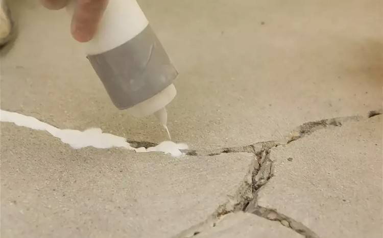 Чем заделать дырку в бетонной стене самостоятельно