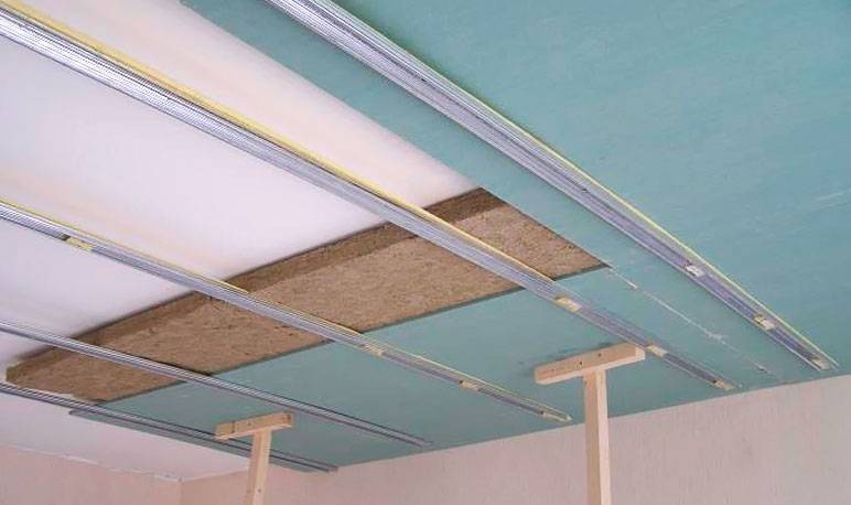 Установка шумоизоляции на потолке под гипсокартоном