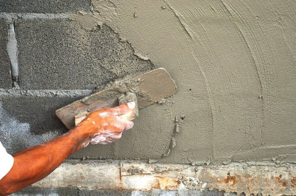 Выравнивающие смеси для бетонного пола: виды, состав и производители