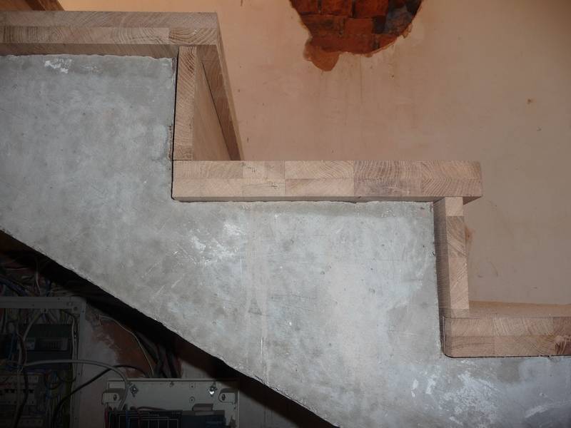 Отделка бетонной лестницы деревом (облицовка, обшивка)