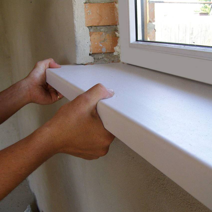 Как самостоятельно заменить подоконник деревянного окна?