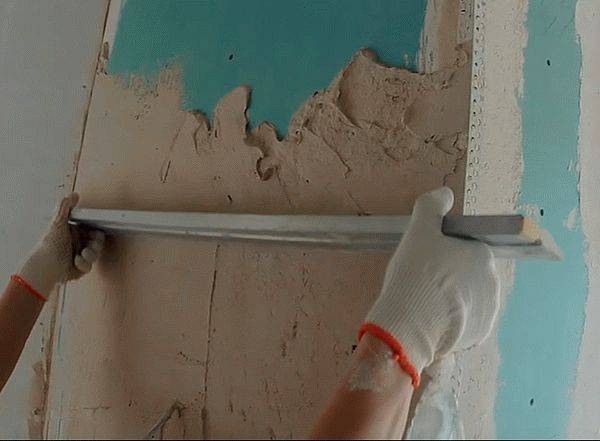 Декоративная штукатурка на гипсокартон: можно ли наносить на стены и потолок, как это делать своими руками, и инструменты для нанесения и правила отделки