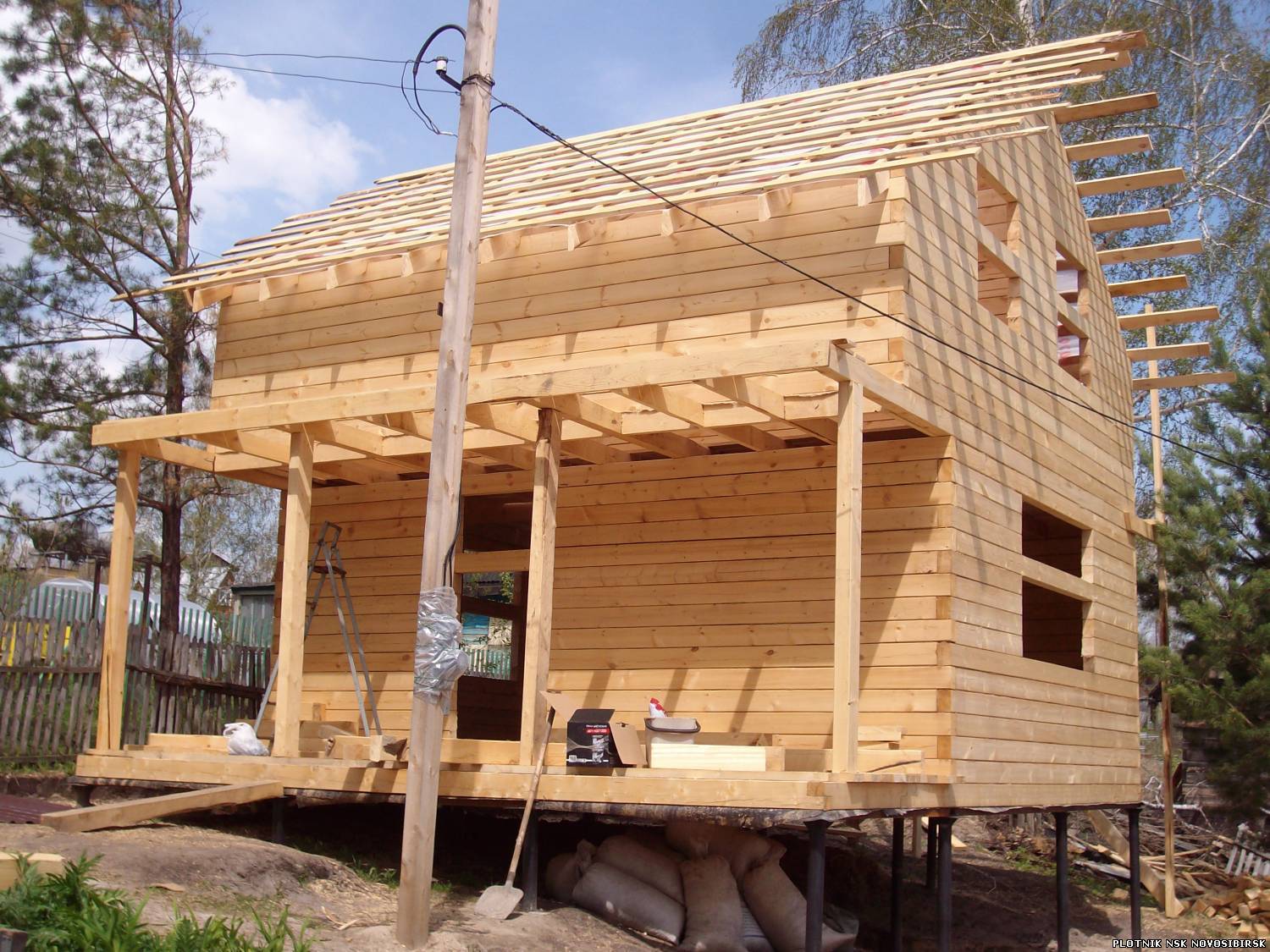 Дом из бруса своими руками: как правильно построить самому без опыта, пошаговая инструкция