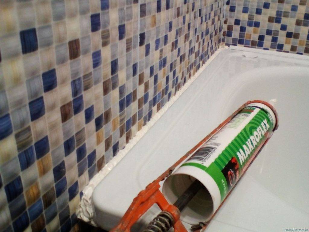 Как заделать стык между ванной и стеной - большой зазор
как заделать стык между ванной и стеной - большой зазор