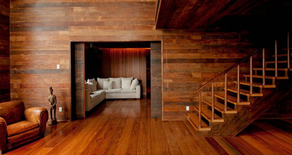 Каким материалом обшить деревянный дом внутри? - о нюансах в строительных работах