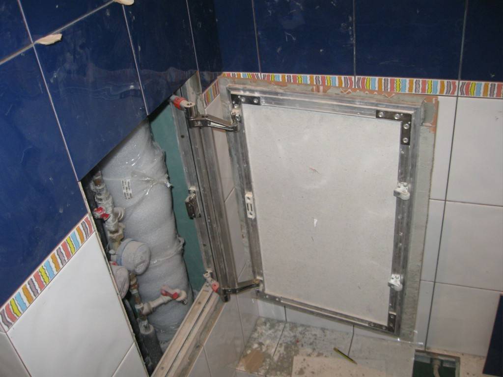 Люк для ванной: советы по выбору и установке скрытого люка (110 фото)