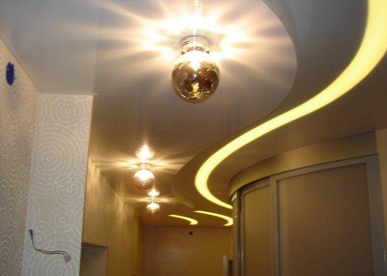 Потолок на кухне из гипсокартона: 100 фото идей гипсокартонного потолка с подсветкой и без