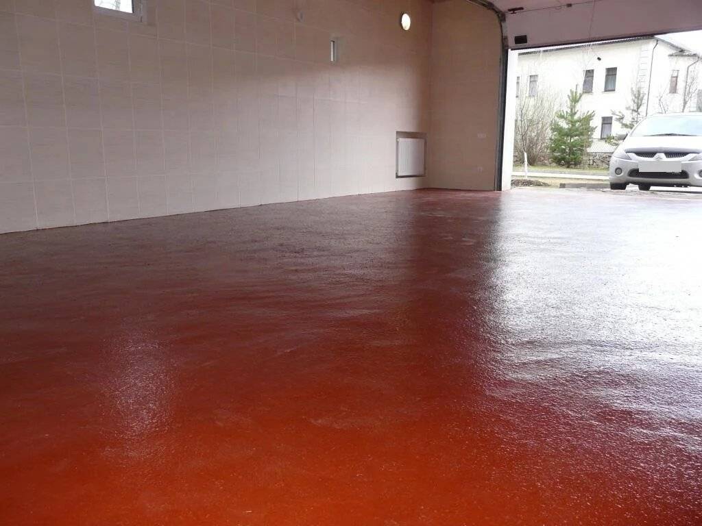 Чем покрыть пол в гараже из бетона: виды, характеристики, способы укладки