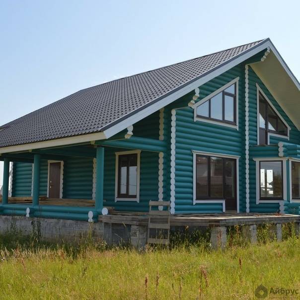 Покраска деревянного дома снаружи: выбор средства и технологии