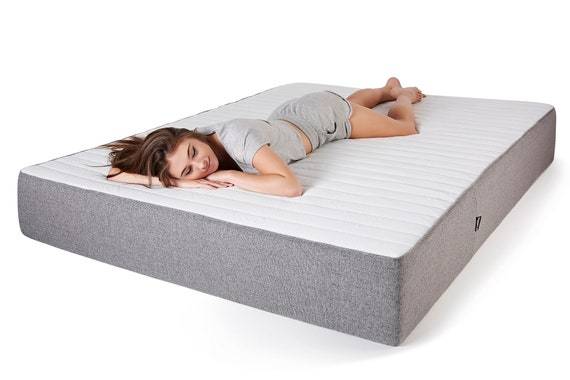 Как выбрать матрас для кровати: 5 факторов выбора, обзор популярных моделей, советы профессионала