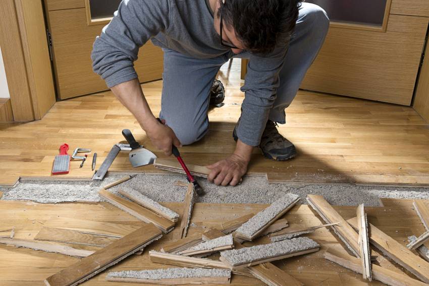 Как выровнять деревянный пол своими руками - несколько доступных способов