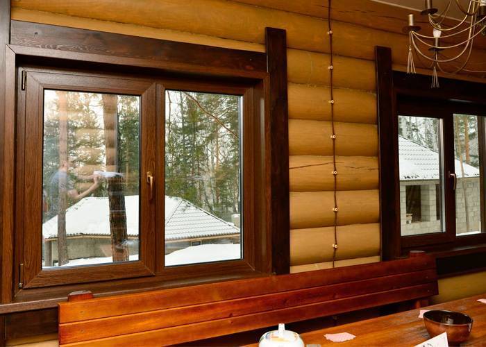 Окна для бани - деревянные или пластиковые лучше?
