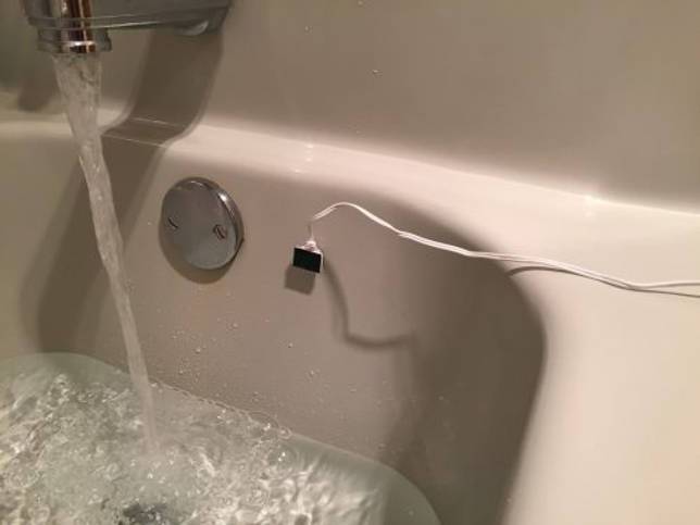Как поменять прокладку в ванной в сливе