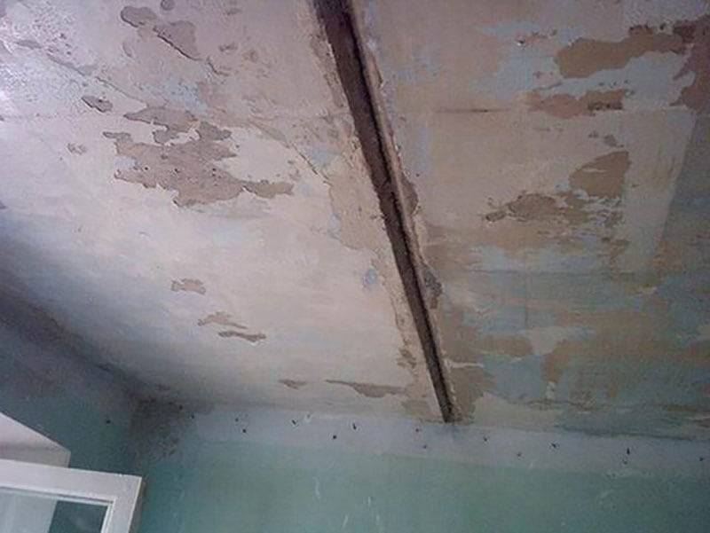 Что такое русты на потолке и как выполняется их заделка?