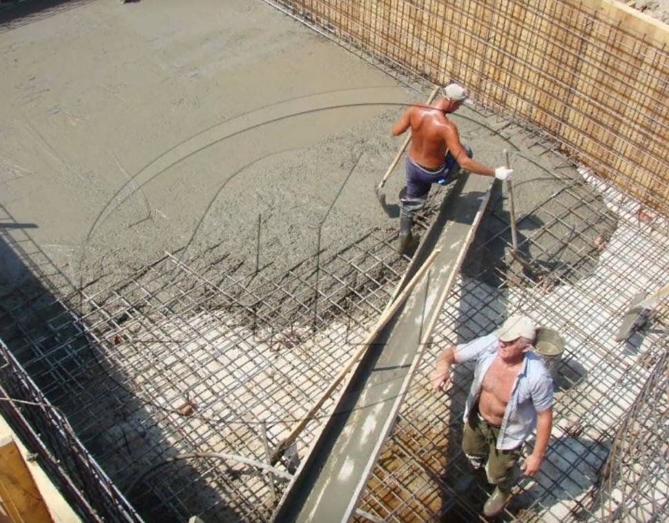 Бассейн из бетона: как сделать бетонный бассейн своими руками, пошаговая инструкция
