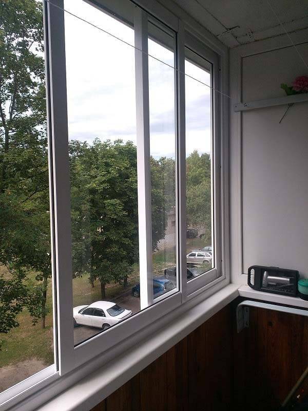 Раздвижные окна на балконе