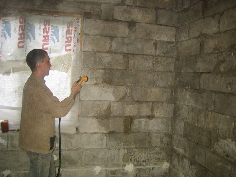 Штукатурка пеноблоков: можно ли штукатурить цементным раствором внутри помещения, необходимые инструменты и материалы