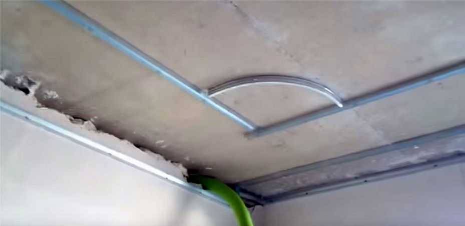 Гипсокартонный потолок с подсветкой - пошаговый процесс монтажа своими руками