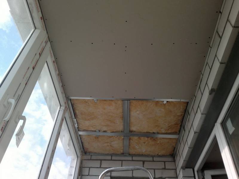 Как правильно сделать потолок из гипсокартона на лоджии