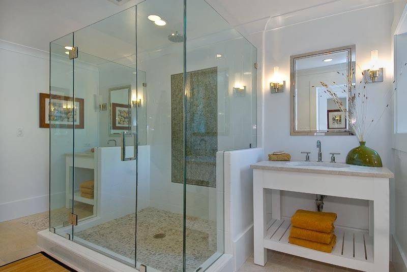 Шторка для ванной из стекла: какие бывают, как правильно выбрать раздвижные из стекла